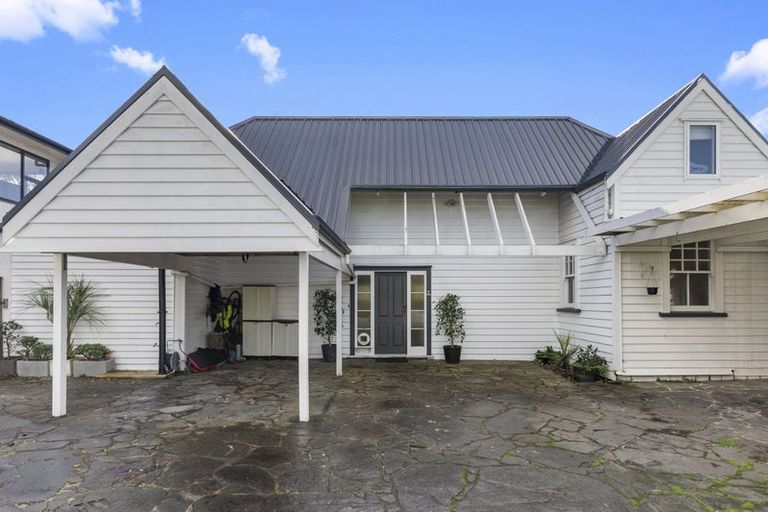 Photo of property in 2/231 Hurstmere Road, Takapuna, Auckland, 0622