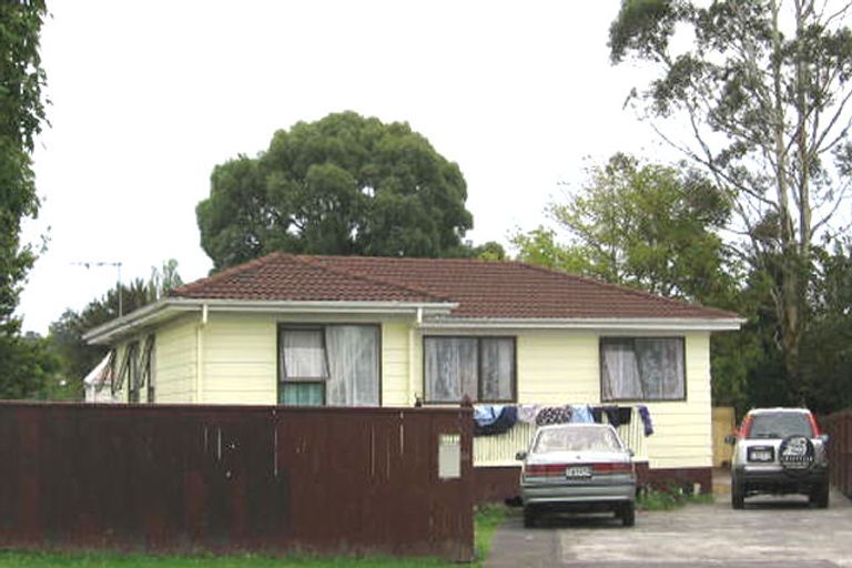 Photo of property in 64 Luanda Drive, Ranui, Auckland, 0612