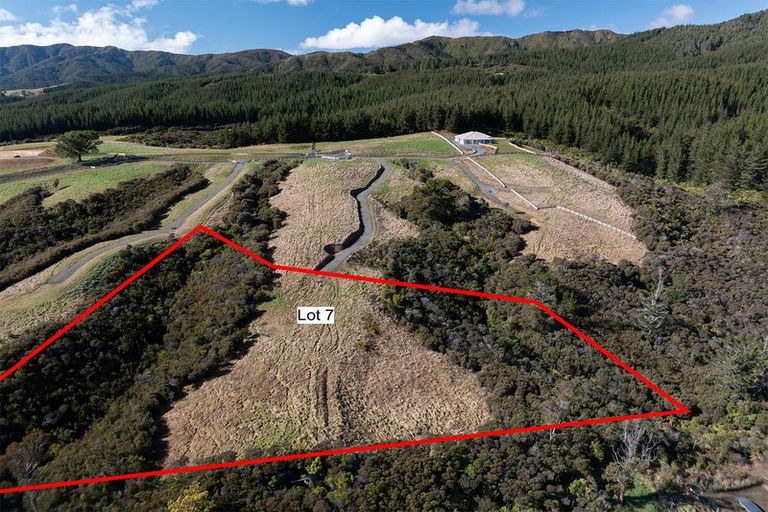 Photo of property in 14 Raikes Road, Kaitoke, Upper Hutt, 5018