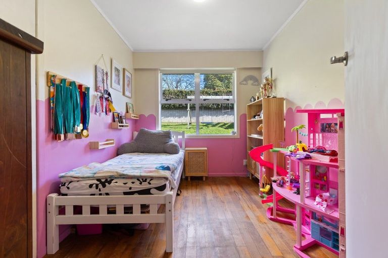 Photo of property in 1 Bear Street, Tirau, 3410