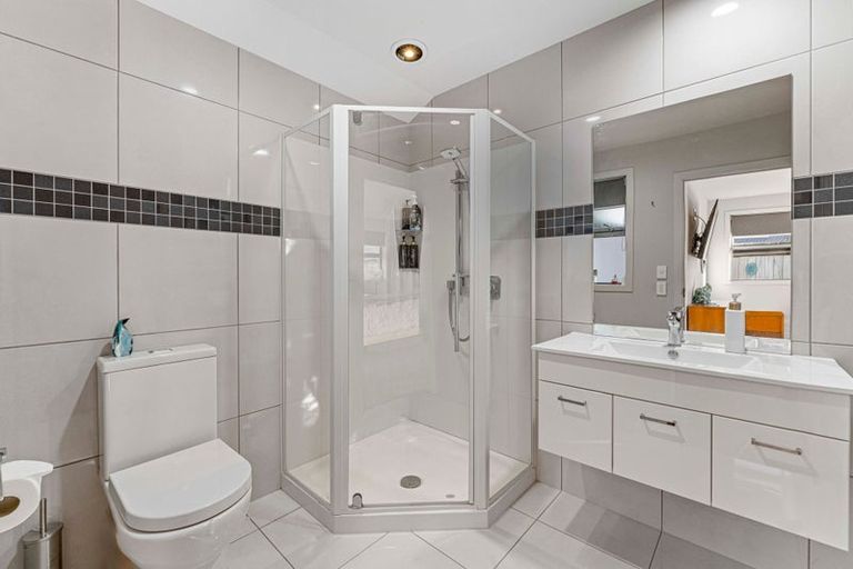 Photo of property in 135 Victory Drive, Wharewaka, Taupo, 3330