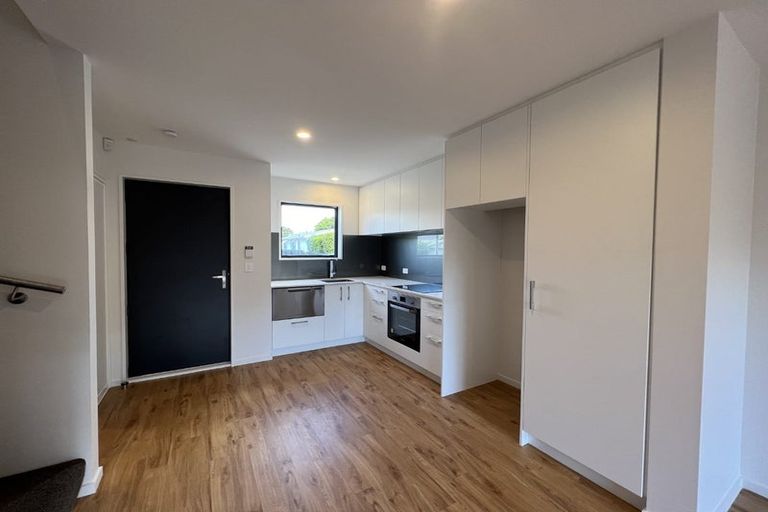 Photo of property in 2/59 Avalon Street, Richmond, Christchurch, 8013