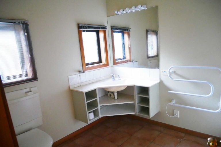 Photo of property in 105 Hawford Road, Opawa, Christchurch, 8023