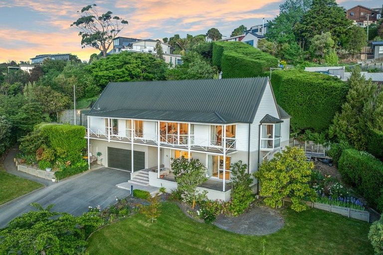 Photo of property in 75 Whaka Terrace, Huntsbury, Christchurch, 8022