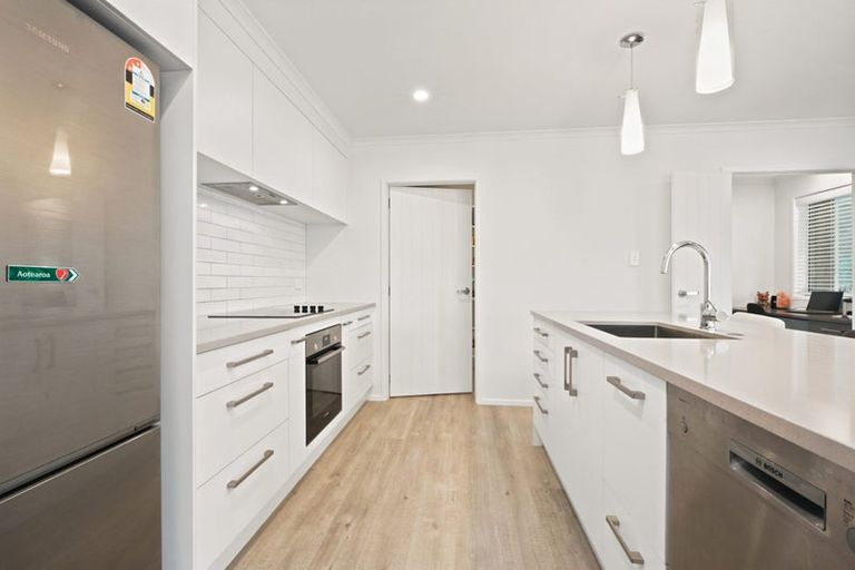 Photo of property in 11 Bob Carter Place, Welcome Bay, Tauranga, 3175