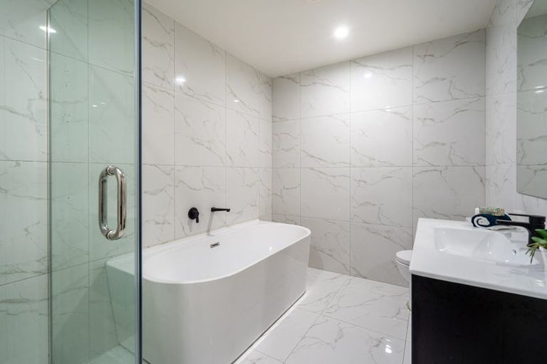 Photo of property in 133 Glenvar Ridge Road, Long Bay, Auckland, 0630