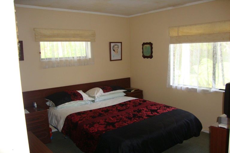 Photo of property in 79 Yorke Road, Haruru, 0204