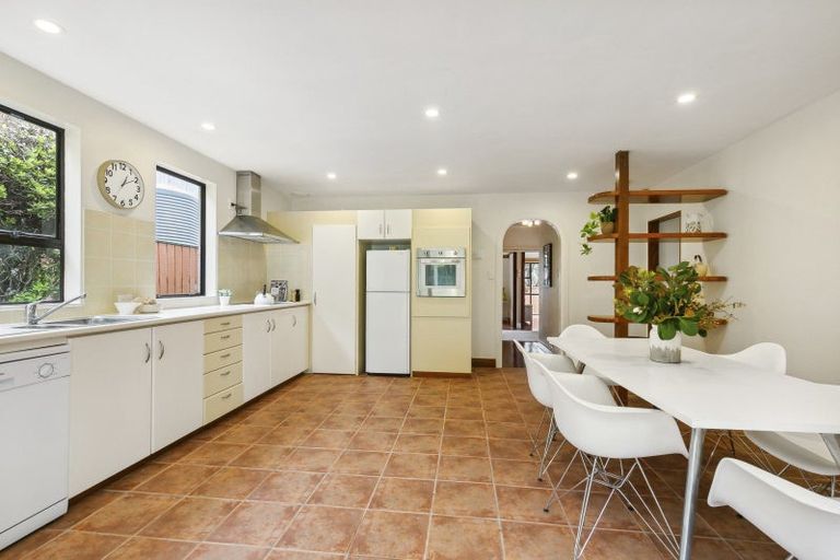 Photo of property in 25 Happy Valley Road, Owhiro Bay, Wellington, 6023