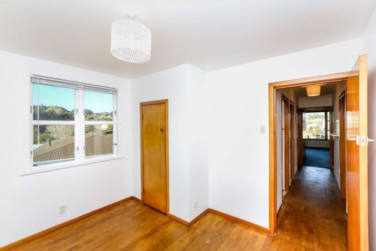 Photo of property in 11 Pembroke Street, Westown, New Plymouth, 4310