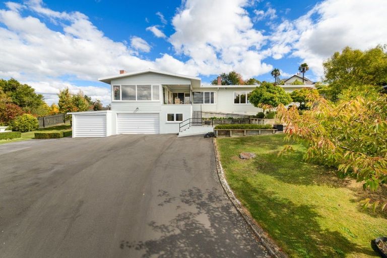 Photo of property in 12 Highfield Road, Feilding, 4702