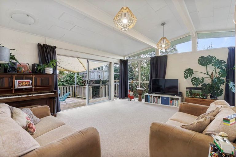 Photo of property in 12 Edgar Pearce Place, Howick, Auckland, 2014