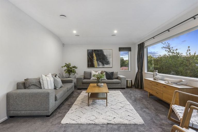 Photo of property in 21 Channel Road, Campbells Bay, Auckland, 0630