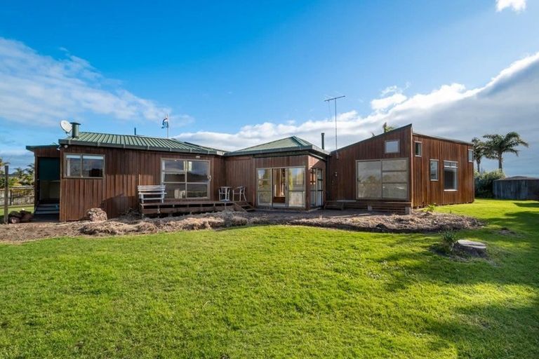 Photo of property in 69 Sunny Crescent, Huapai, Kumeu, 0810