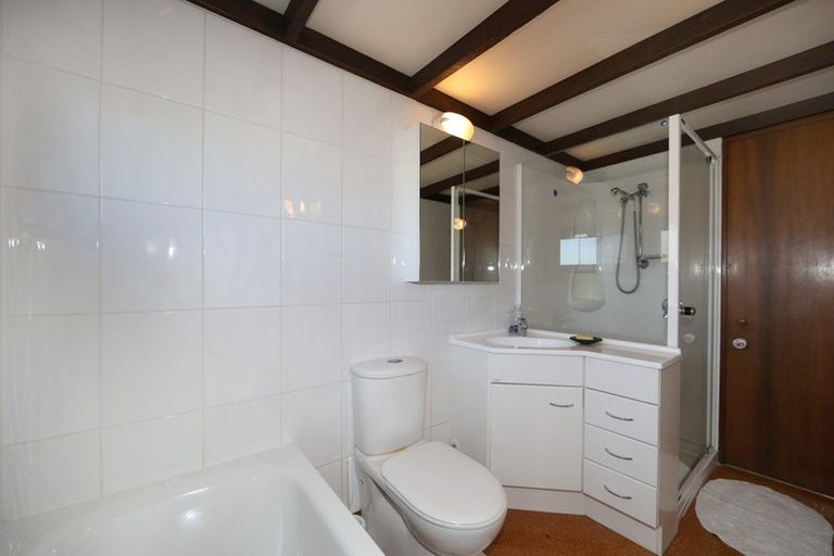 Photo of property in 802 Collinge Road, Mayfair, Hastings, 4122