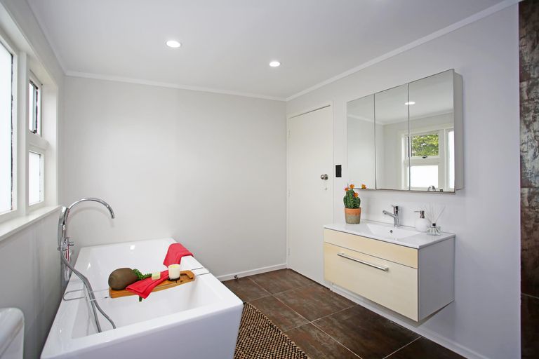 Photo of property in 112b Helvetia Road, Pukekohe, 2120