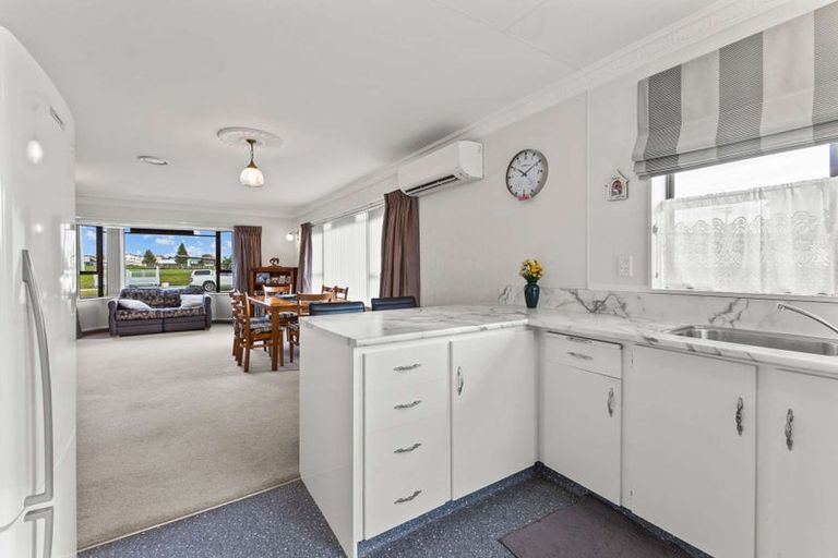 Photo of property in 40 Cordelia Street, Stratford, 4332