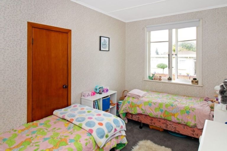 Photo of property in 84 Ngamotu Road, Spotswood, New Plymouth, 4310