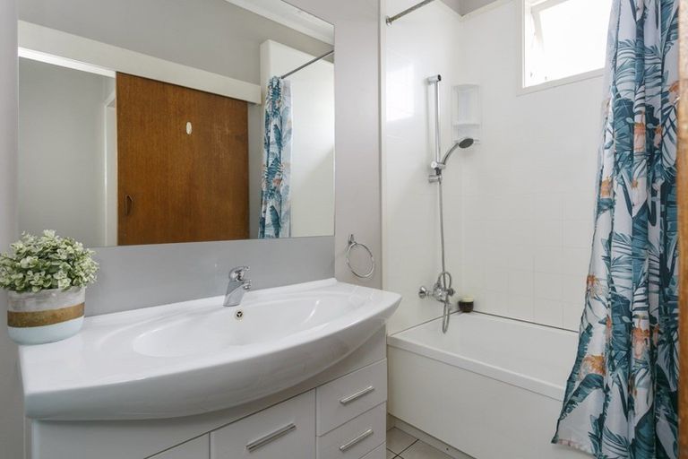 Photo of property in 1/50 Henry Hill Road, Taupo, 3330