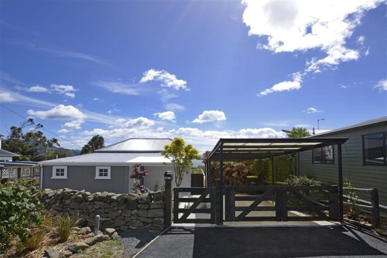 Photo of property in 15 Virginia Avenue, Broad Bay, Dunedin, 9014