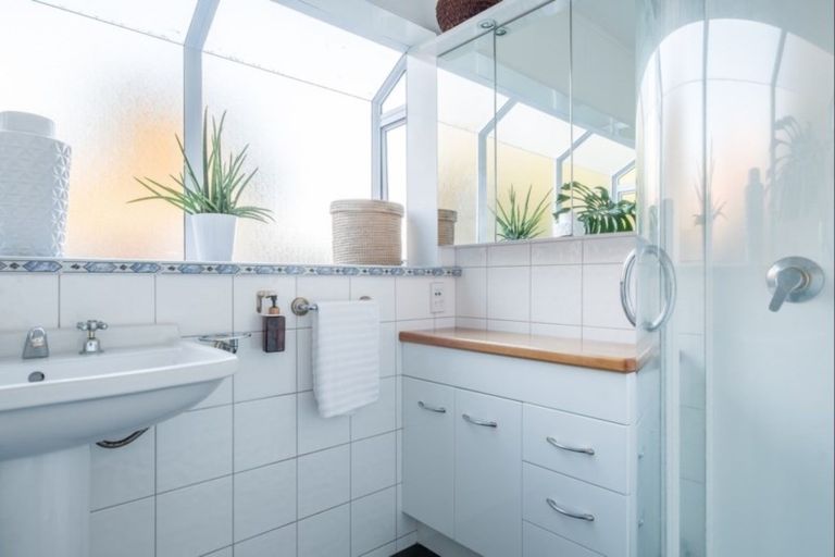 Photo of property in 11 Belgium Terrace, Mangapapa, Gisborne, 4010