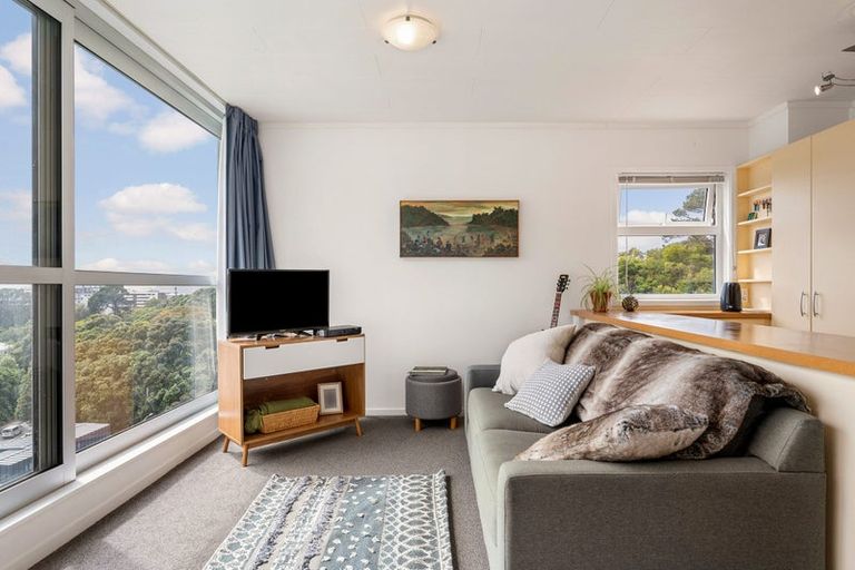 Photo of property in 6/24 Patanga Crescent, Thorndon, Wellington, 6011