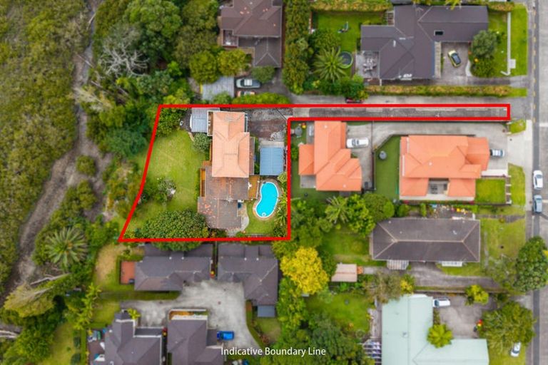 Photo of property in 11a Kerswill Place, Pakuranga, Auckland, 2010