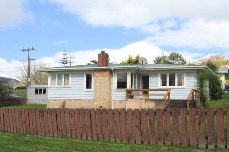 Photo of property in 6 Montaine Place, Maungaturoto, 0520