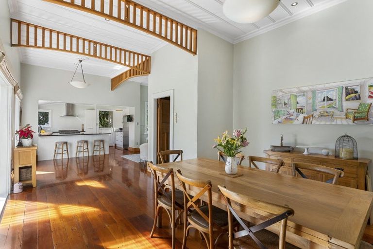 Photo of property in 42 Norwood Road, Bayswater, Auckland, 0622