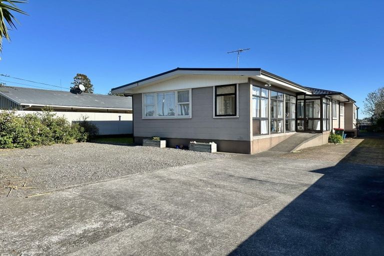 Photo of property in 446 Carrington Street, Upper Vogeltown, New Plymouth, 4310