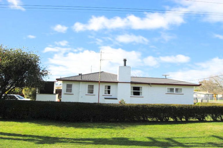 Photo of property in 20 Nancy Street, Takapau, 4203