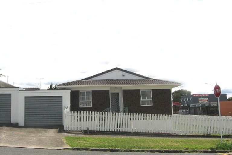 Photo of property in 1/62 Grey Street, Onehunga, Auckland, 1061