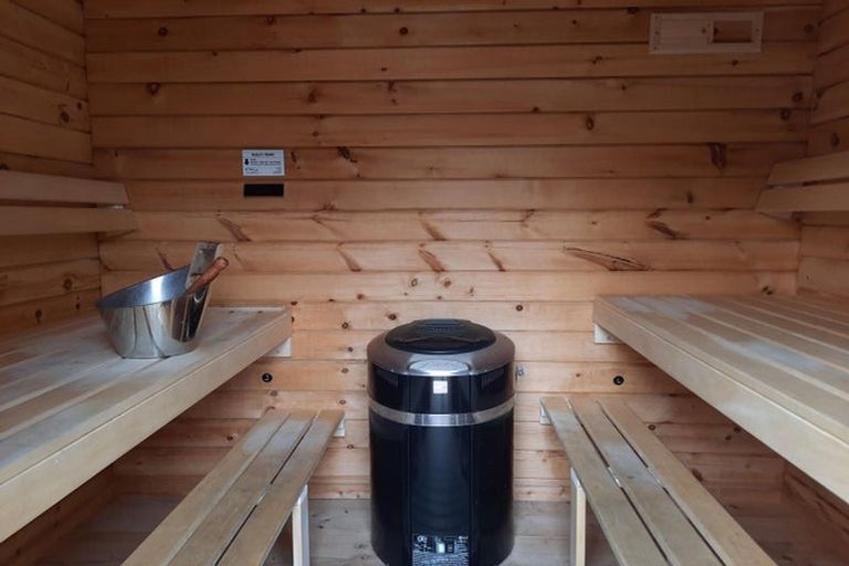 Photo of property in 6 John Britten Lane, Riccarton, Christchurch, 8011