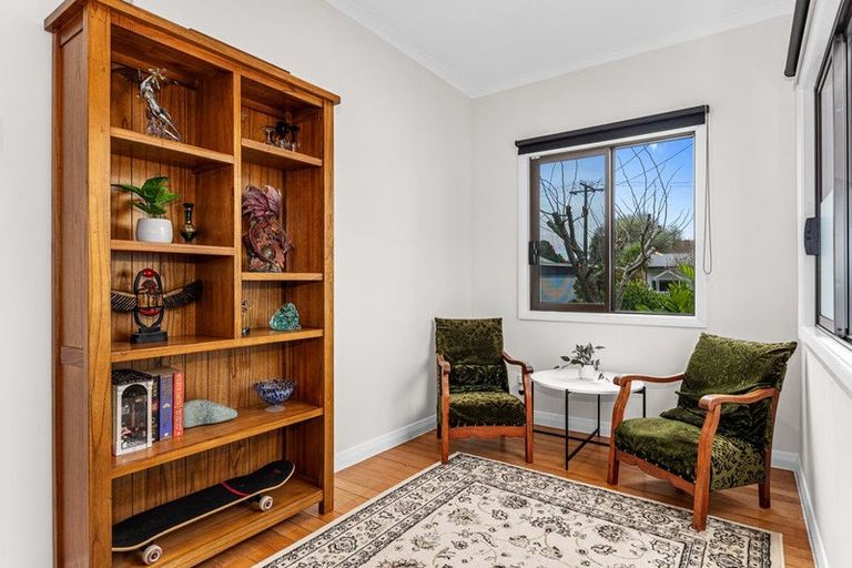 Photo of property in 11 Henry Street, Kensington, Whangarei, 0112