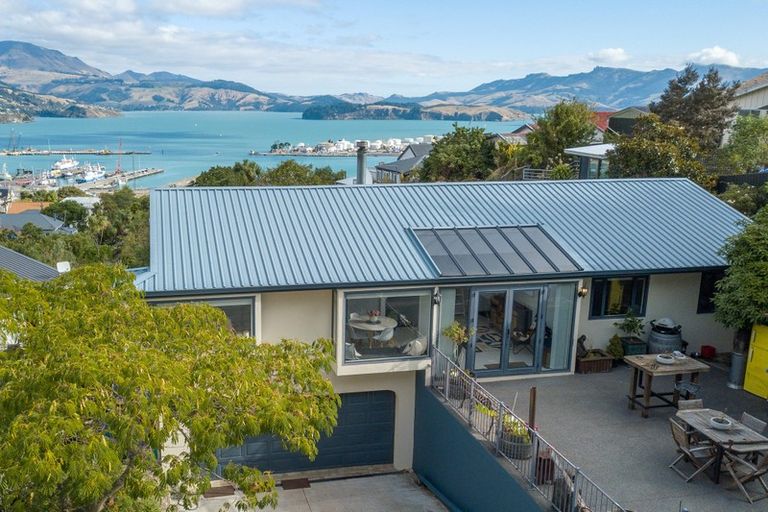 Photo of property in 24a Cornwall Road, Lyttelton, 8082