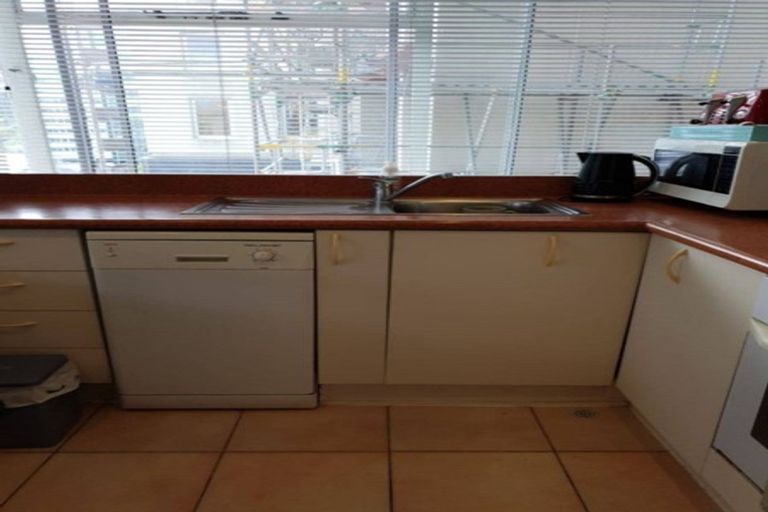 Photo of property in Terrace Tower Apartments, 2f/126 The Terrace, Wellington Central, Wellington, 6011