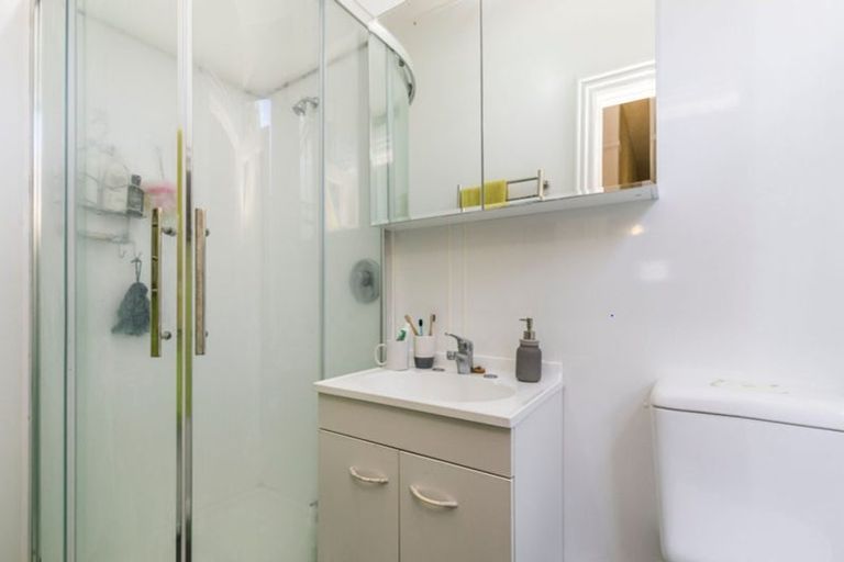 Photo of property in 12 Goring Street, Thorndon, Wellington, 6011