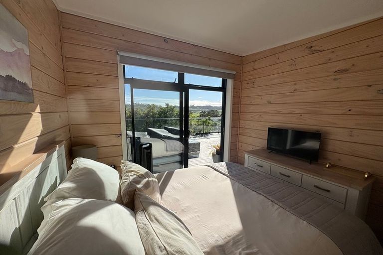 Photo of property in 25 Hull Road, Waitoki, Kaukapakapa, 0871