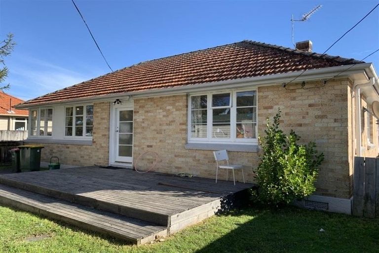 Photo of property in 11 Dowding Street, Melville, Hamilton, 3206