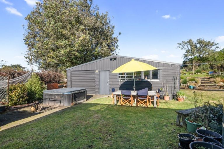 Photo of property in 555 Waitarere Beach Road, Waitarere Beach, Levin, 5510