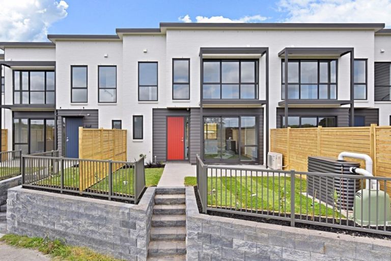 Photo of property in 21 Joseph Mcdonald Drive, Whenuapai, Auckland, 0618