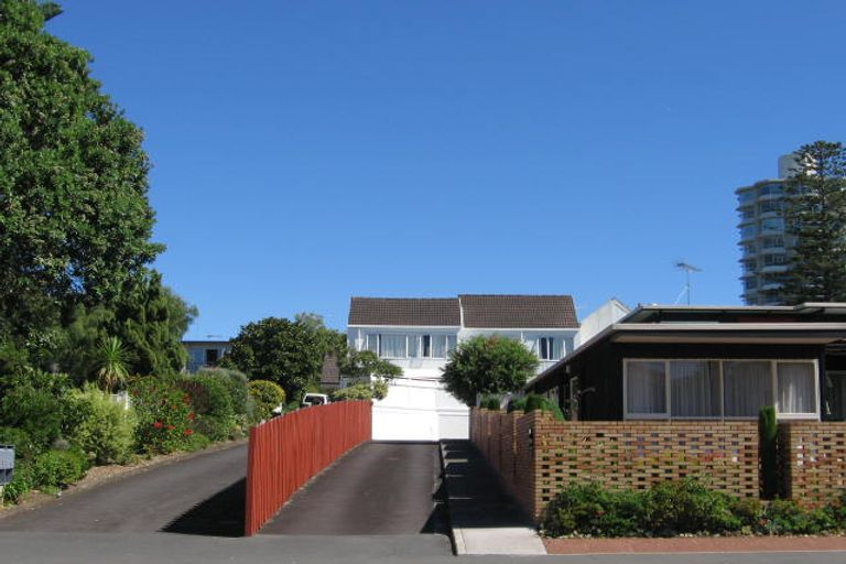 Photo of property in 1/78 Kitchener Road, Milford, Auckland, 0620