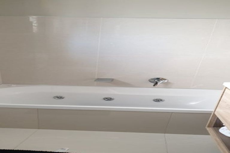 Photo of property in 1/113 Moorefield Road, Johnsonville, Wellington, 6037