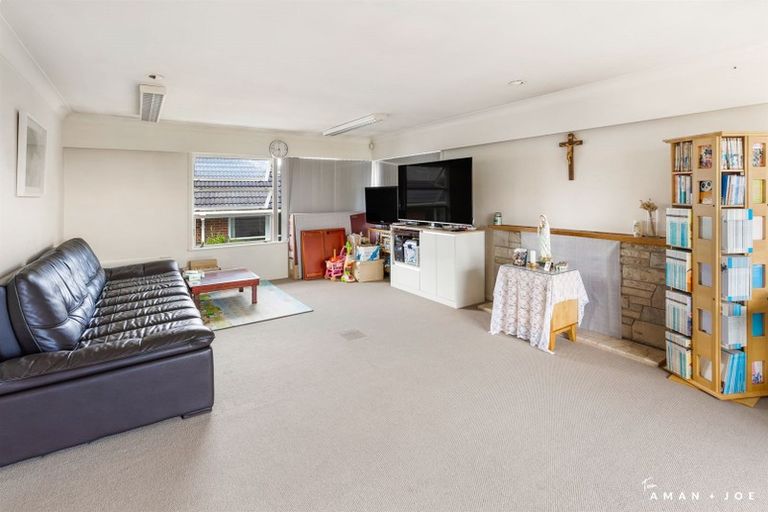 Photo of property in 234 Forrest Hill Road, Forrest Hill, Auckland, 0620