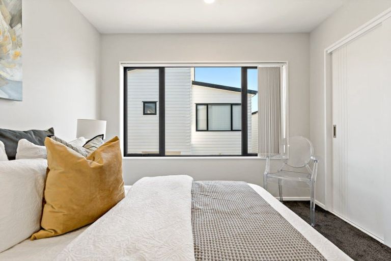 Photo of property in 24b Poinsettia Place, Henderson, Auckland, 0610