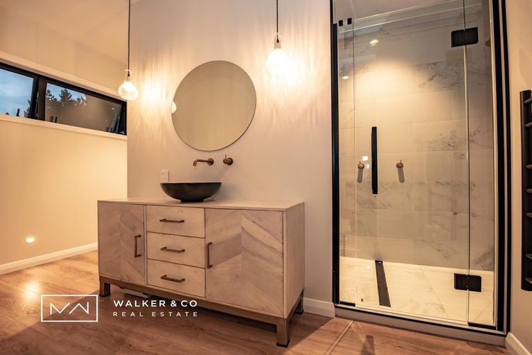 Photo of property in Rovale Estate, 123d Johnsons Road, Whitemans Valley, Upper Hutt, 5371