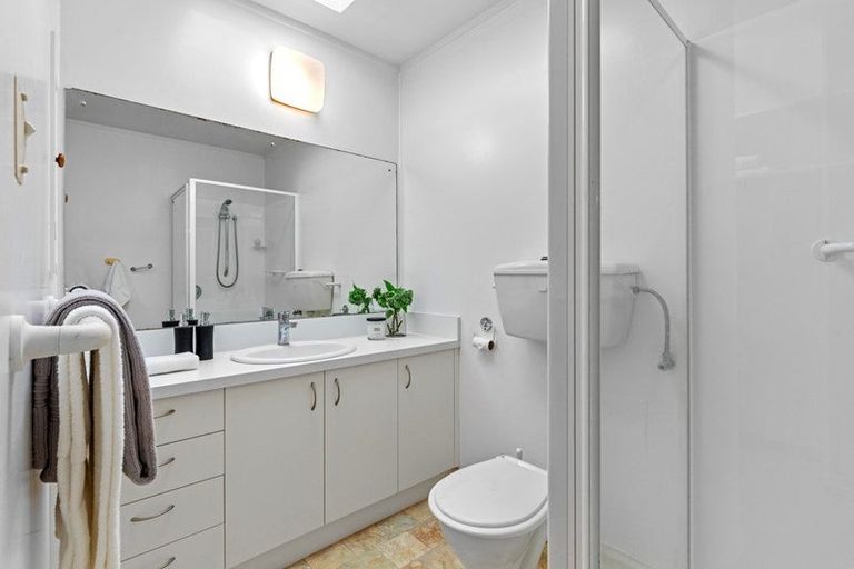 Photo of property in 1/78 Kitchener Road, Milford, Auckland, 0620