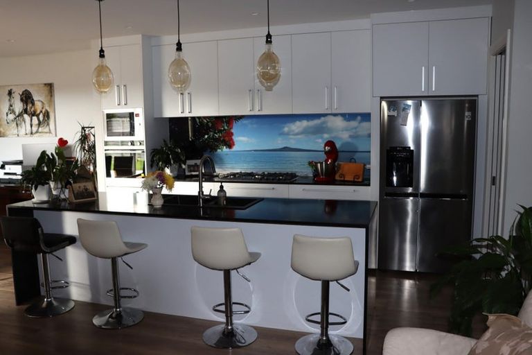 Photo of property in 121 Tapu Road, Huapai, Kumeu, 0810