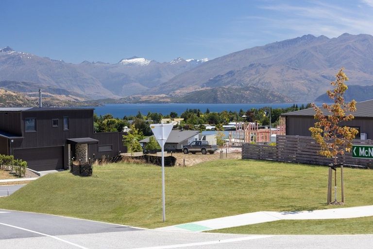 Photo of property in 49 Farrant Drive, Wanaka, 9305