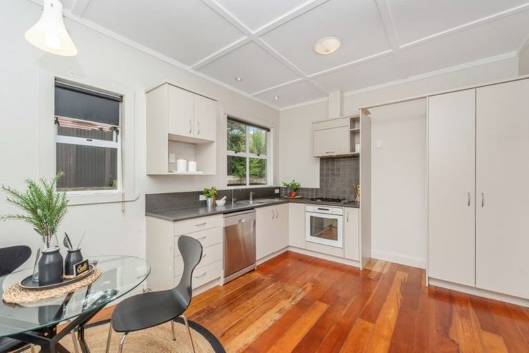 Photo of property in 15 Hinau Street, Maeroa, Hamilton, 3200