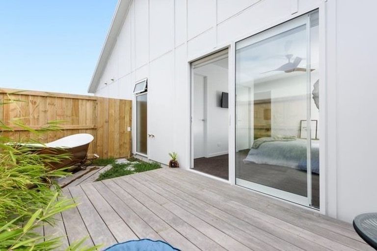 Photo of property in 5 Knightia Drive, Papamoa Beach, Papamoa, 3118